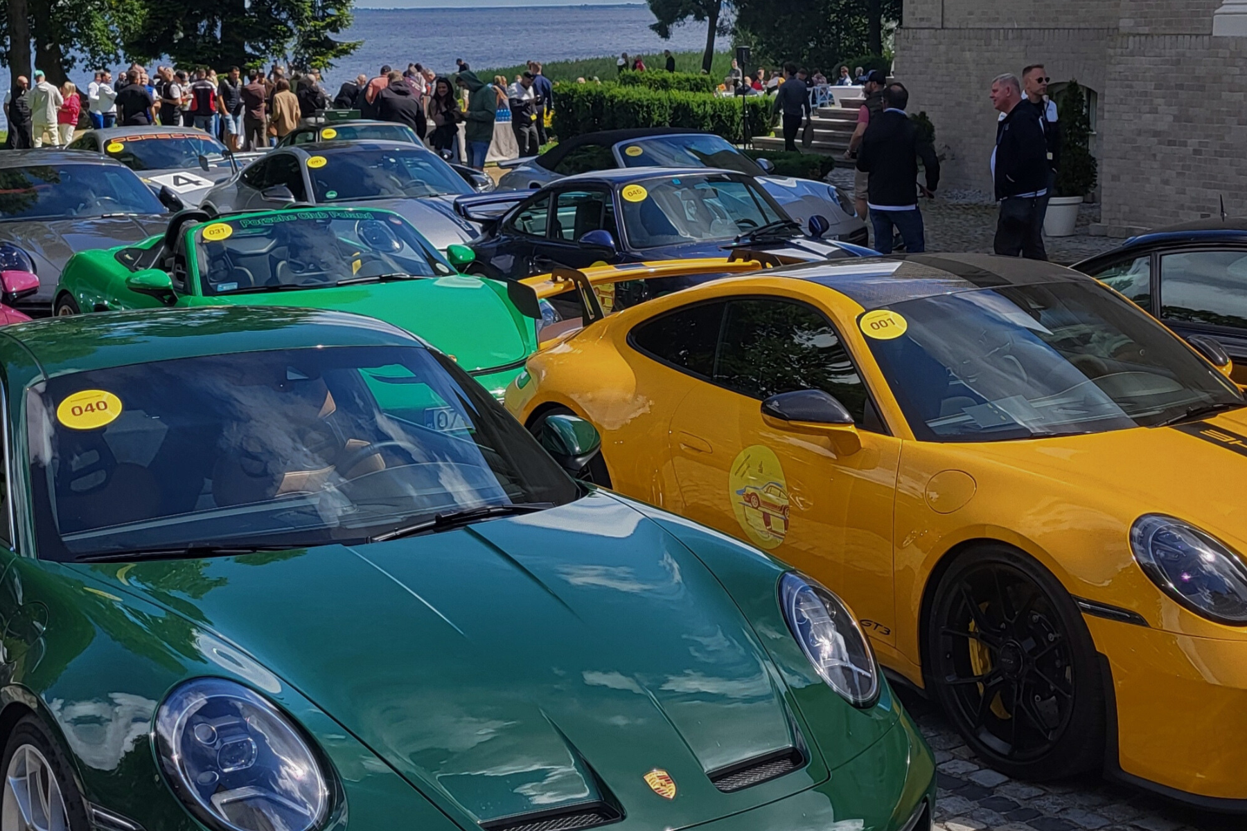 100 aut Porsche w Manowcach